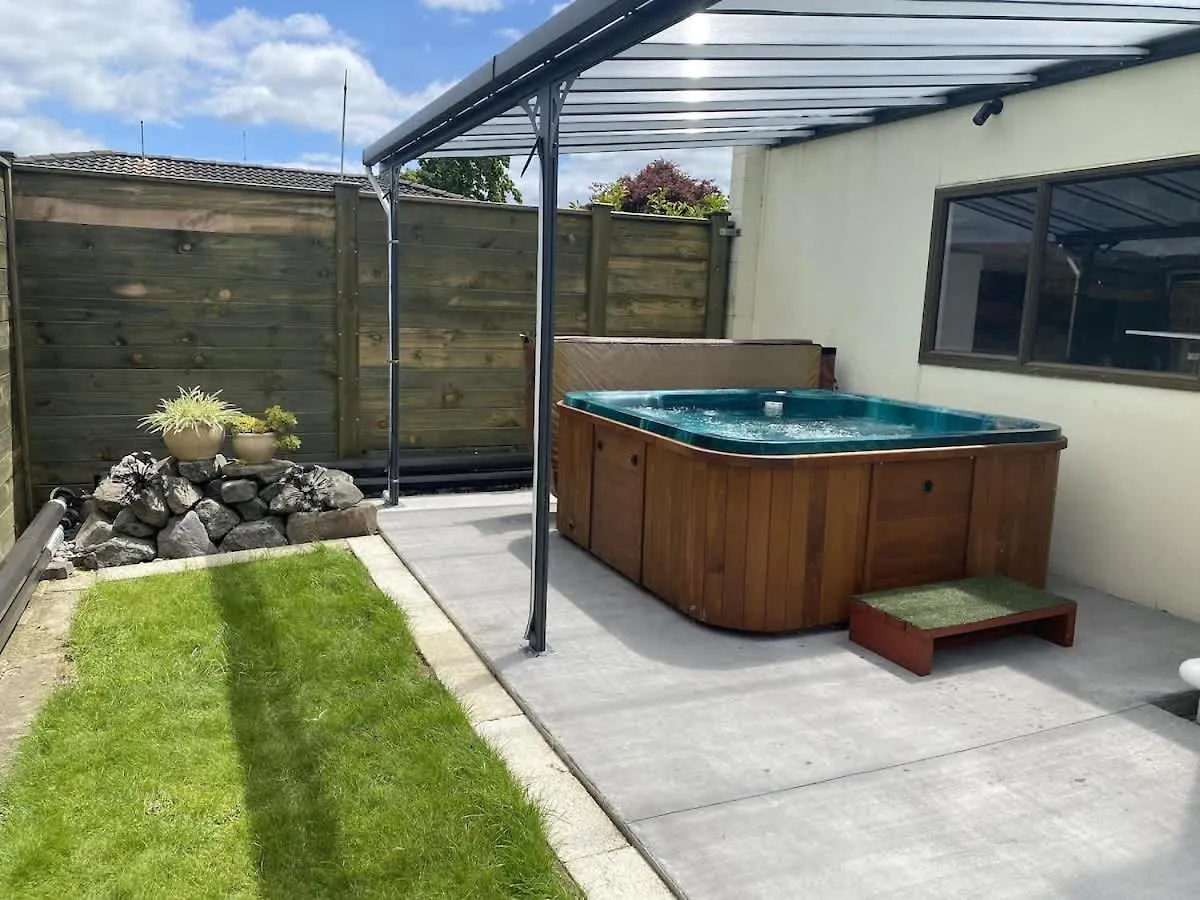 Tilsley Inn Rotorua 0*,